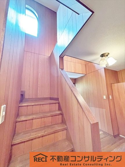 西宮市苦楽園三番町　中古戸建の内装