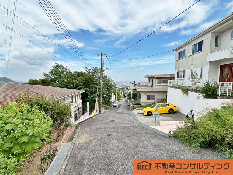 西宮市苦楽園三番町　中古戸建の周辺