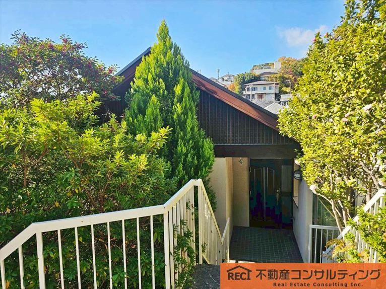 神戸市東灘区住吉山手5丁目　中古戸建の外観