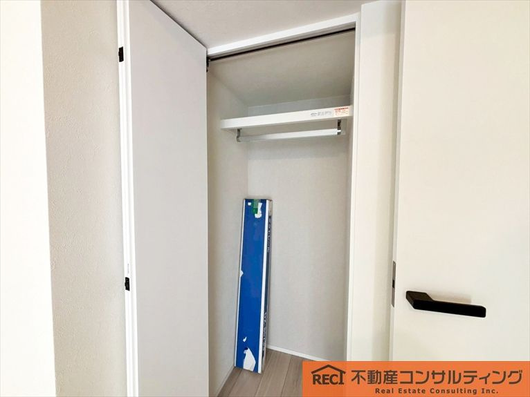 日商岩井上甲子園マンションの収納