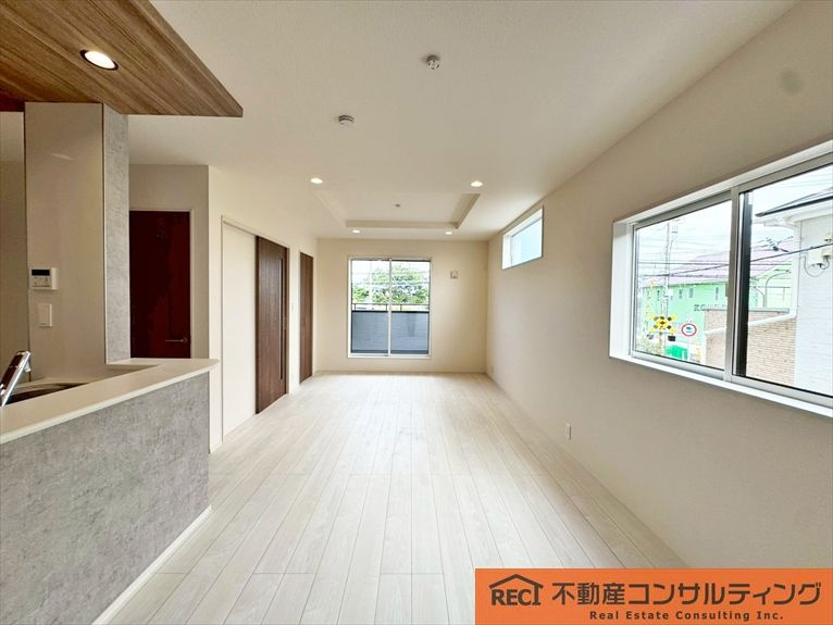 西宮市上田東町　新築戸建　1号棟の洋室