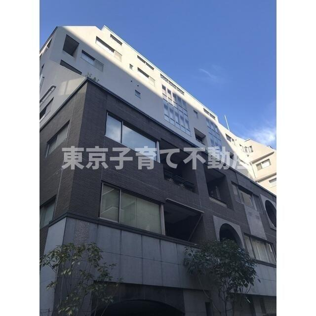 パレスサイド三番町の外観
