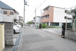 ハイツ南本町の周辺