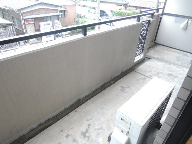 【バルコニー】