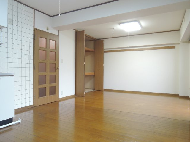 【居間・リビング】