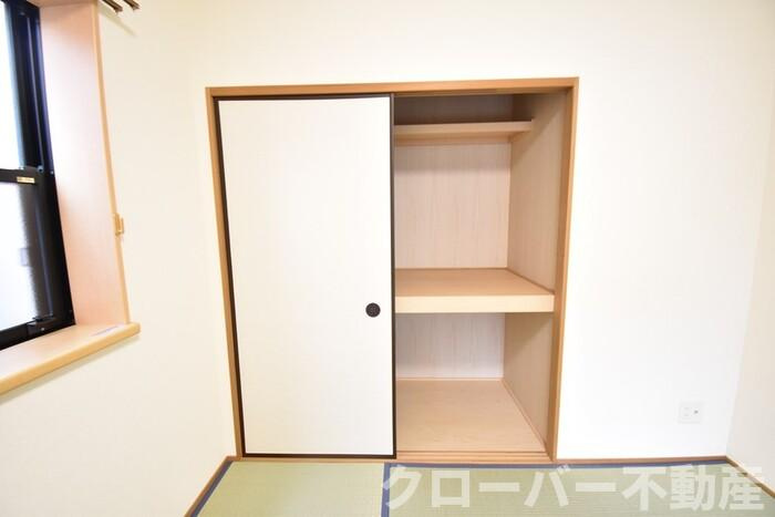 パインズコート新居 C棟の収納|その他部屋・スペース