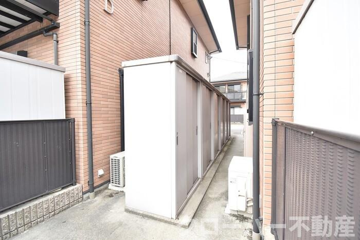 パインズコート新居 C棟のその他共用部分|物置