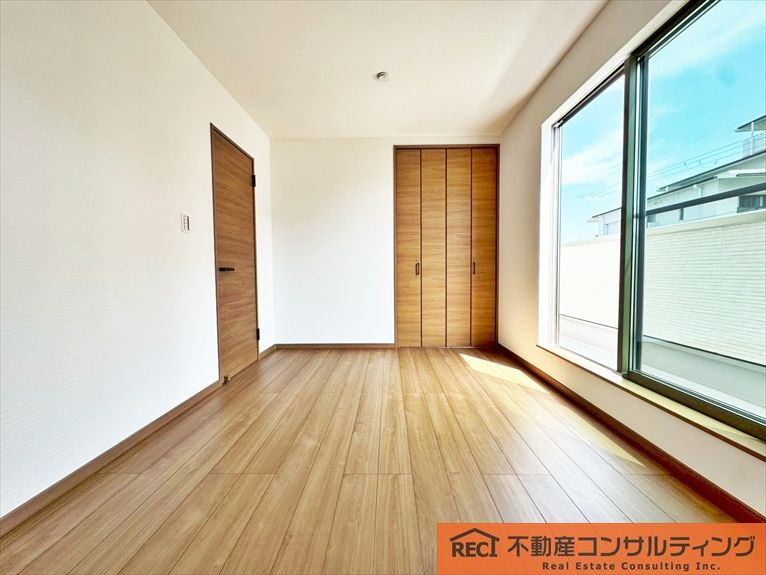 西宮市笠屋町　新築戸建　B号地の洋室