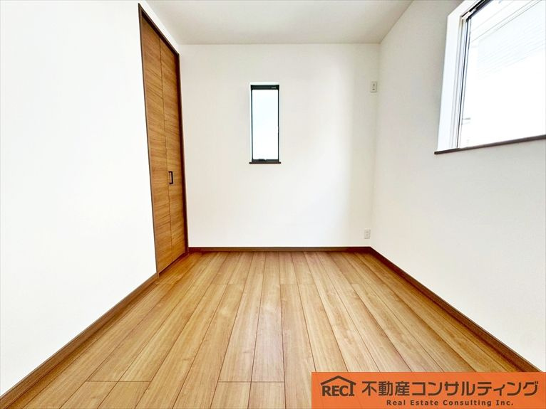 西宮市笠屋町　新築戸建　B号地の洋室