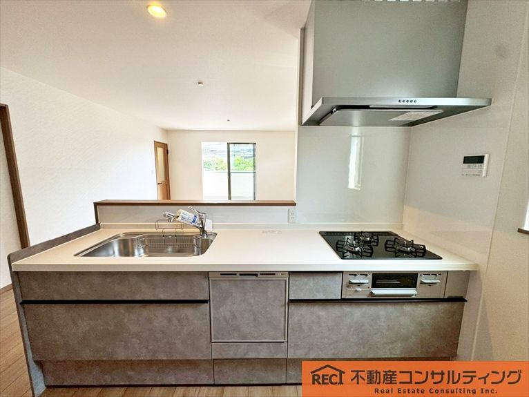 西宮市笠屋町　新築戸建　B号地のキッチン