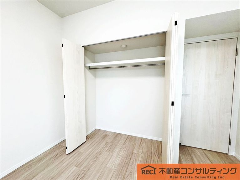 本山ロイヤルマンションの玄関