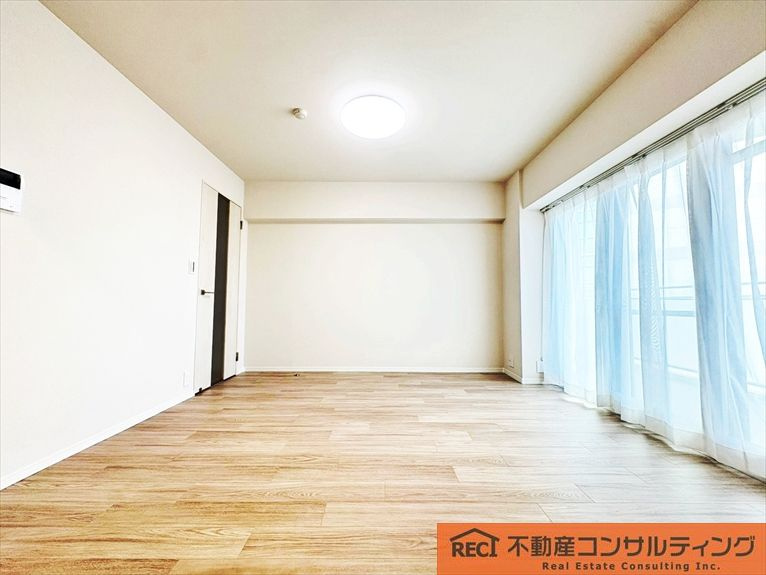本山ロイヤルマンションの寝室
