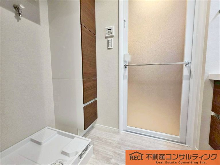 セレーノ見附の独立洗面台