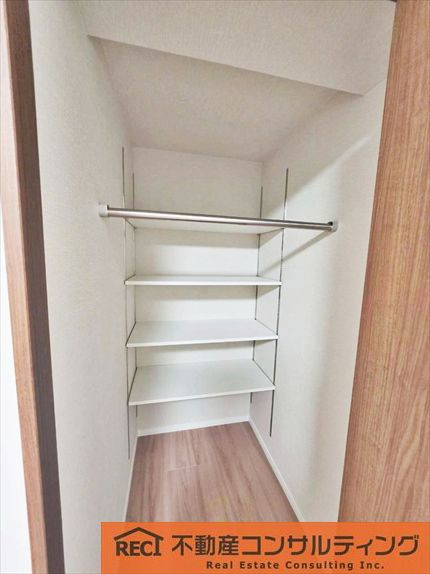 セレーノ見附の収納