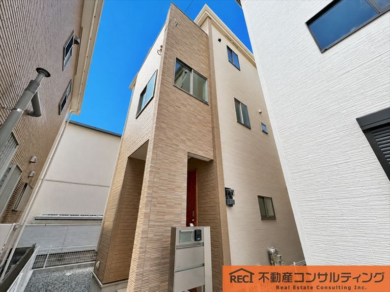 西宮市上田東町　新築戸建　2号棟の外観
