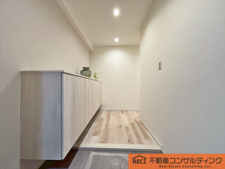 ジークレフ西宮鳴尾の玄関