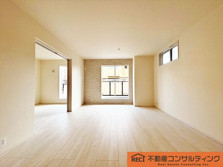 西宮市東鳴尾町2丁目　新築戸建の洋室