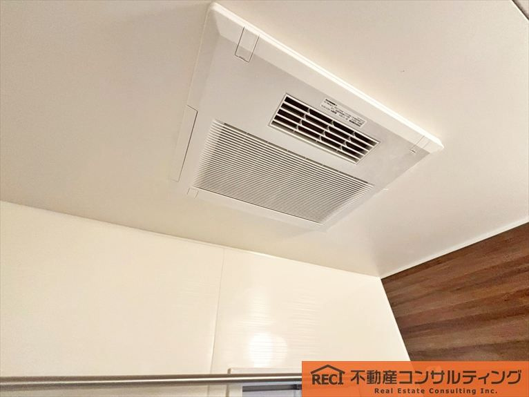 西宮市東鳴尾町2丁目　新築戸建の浴室