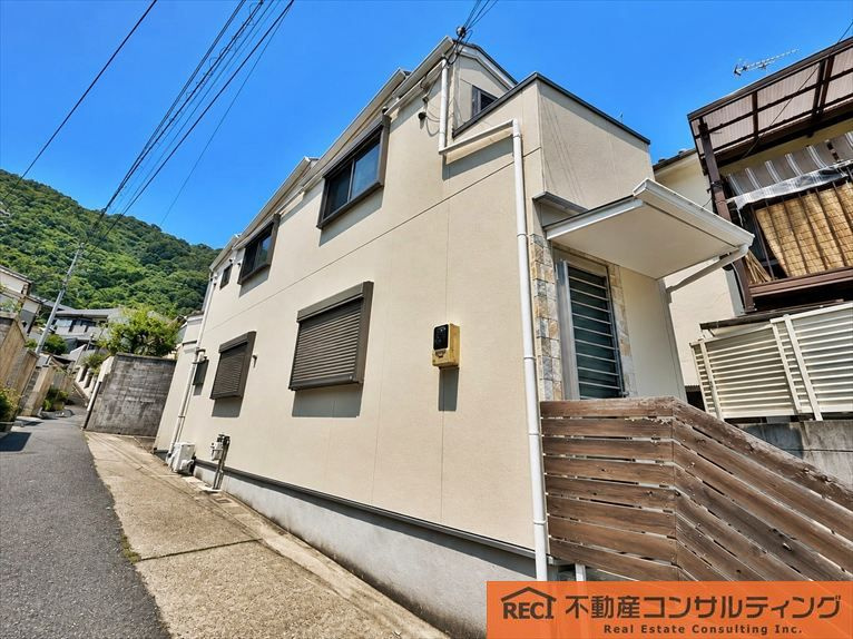 神戸市灘区青谷町4丁目　中古戸建の外観