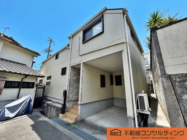 神戸市灘区青谷町4丁目　中古戸建の玄関