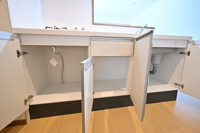 ＣＥＮＴＲＡＬ　ＧＡＲＤＥＮ　ＲＥＳＩＤＥＮＣＥ　ＴＯＫＹＯのキッチン|コンパクトなキッチンで掃除もラクラク