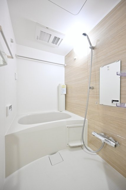ＣＥＮＴＲＡＬ　ＧＡＲＤＥＮ　ＲＥＳＩＤＥＮＣＥ　ＴＯＫＹＯの浴室|ゆったり過ごせるお風呂です