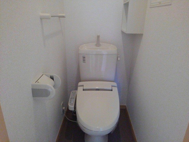 メゾン・ドゥ・リヴィエールのトイレ|トイレです