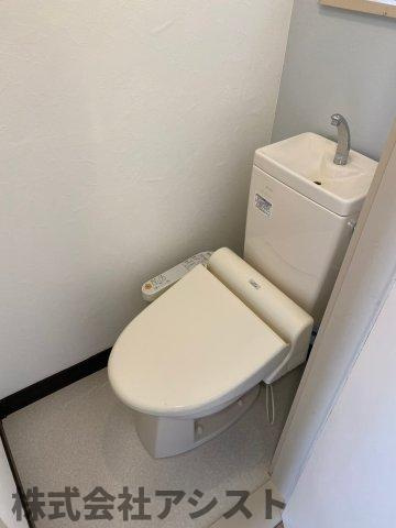 アート21のトイレ|ゆったりとした空間のトイレです