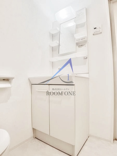ＧＲＡＮ　ＤＯＭＡＮＥ　ＫＩＴＡＡＫＡＢＡＮＥの洗面所|洗面台です。