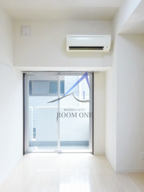 プレステージ西台ステーションフロントの居間・リビング|洋室のお部屋です。