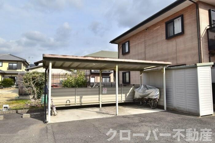 パインズコート新居 E棟のその他共用部分|駐輪場