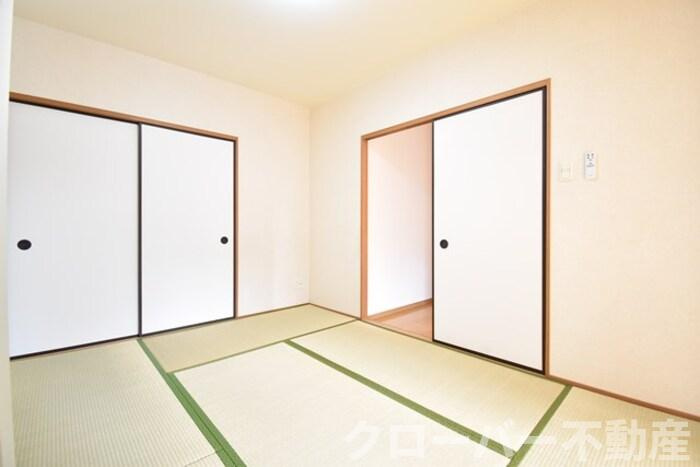 パインズコート新居 E棟の内装|和室６帖