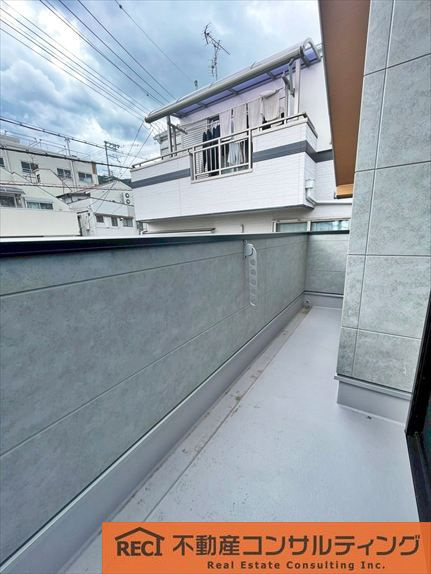 神戸市灘区上野通5丁目　新築戸建　２号地のバルコニー