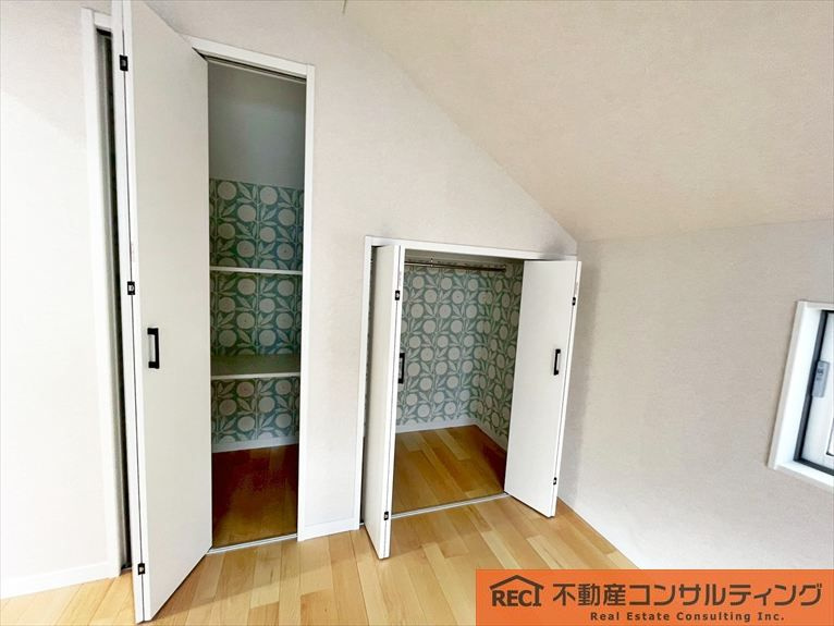 神戸市灘区上野通5丁目　新築戸建　２号地の収納