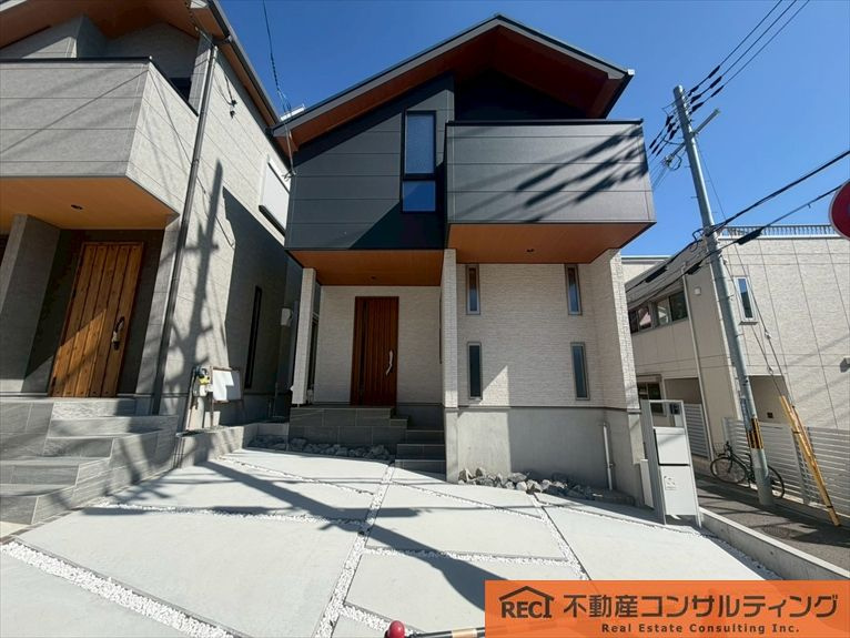 神戸市灘区上野通5丁目　新築戸建　１号地の駐車場