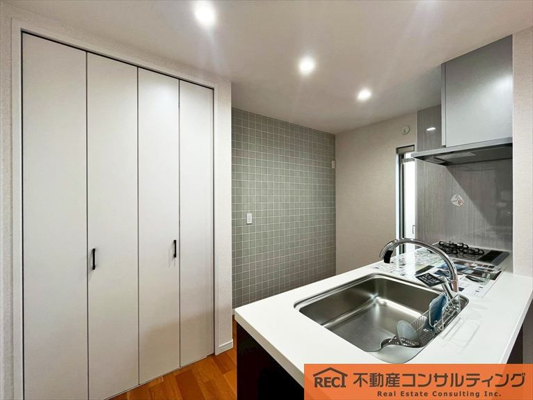 神戸市灘区上野通5丁目　新築戸建　１号地のキッチン