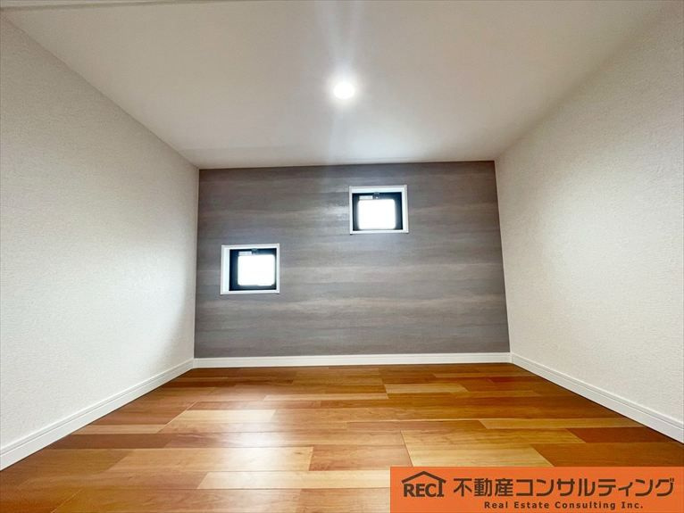 神戸市灘区上野通5丁目　新築戸建　１号地の寝室