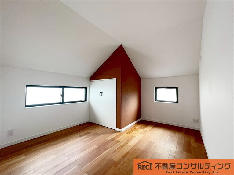 神戸市灘区上野通5丁目　新築戸建　１号地の洋室