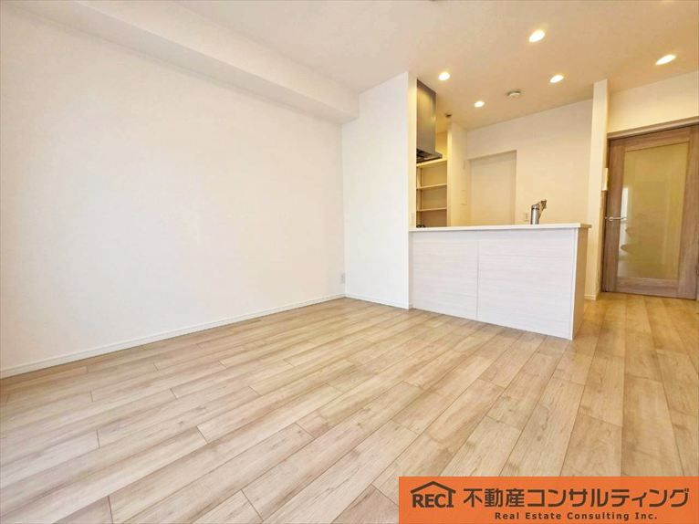 コスモ芦屋川西の居間・リビング