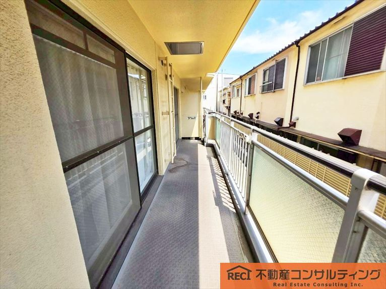 ラ・ファミーユ住吉のバルコニー