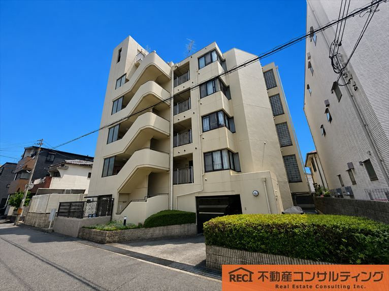 ラ・ファミーユ住吉の外観