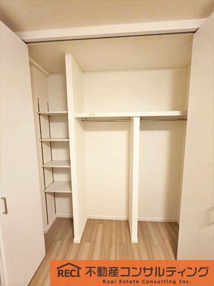 ジークレフ六甲の丘Ｄ棟の収納