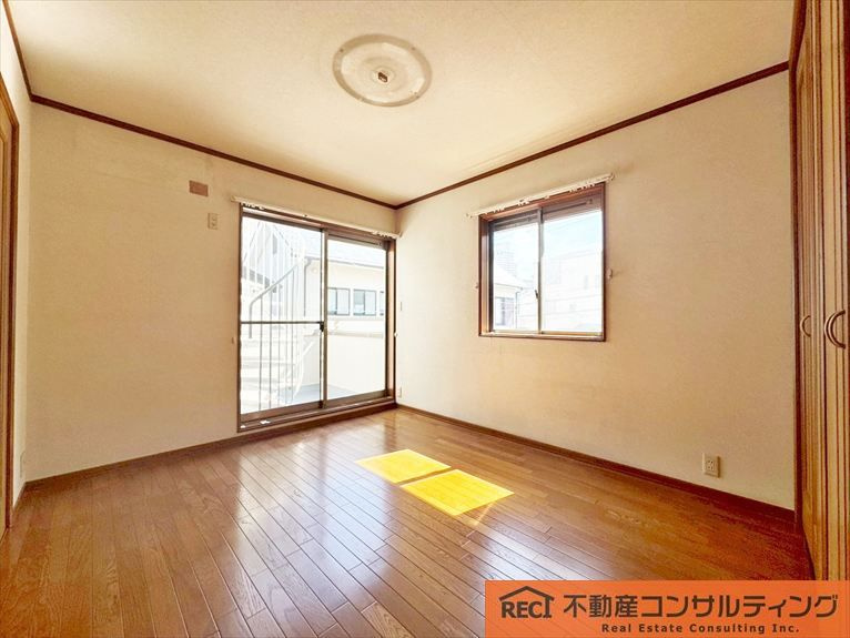 神戸市灘区岩屋中町2丁目　中古戸建の寝室