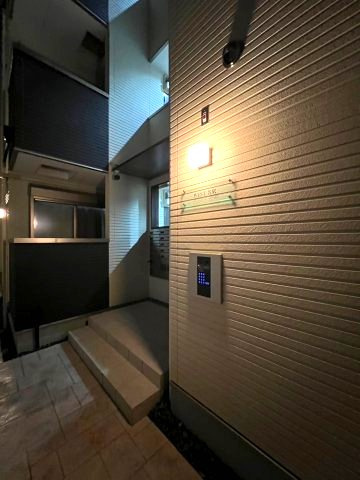 WEST名駅　名古屋市賃貸　仲介手数料無料のエントランス