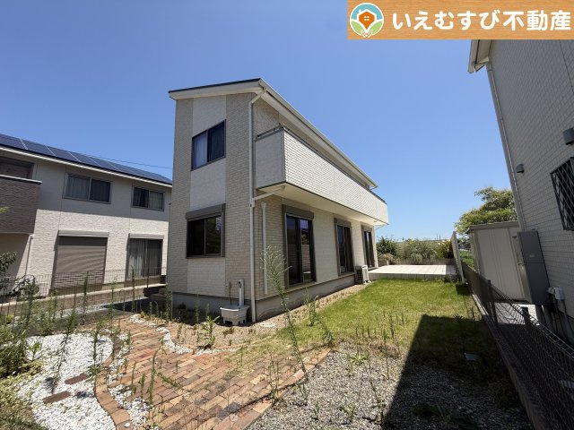 熊谷市新島　中古戸建の外観|空室につき、ゆっくりご内覧いただけます。
ご案内可能です！実際に現地を見たり内覧してみると夢が膨らみますよね♪