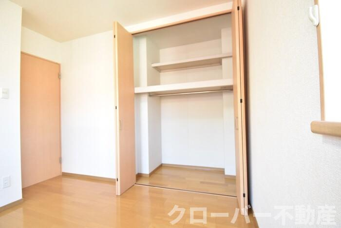 パインズコート新居 E棟の収納|クローゼット