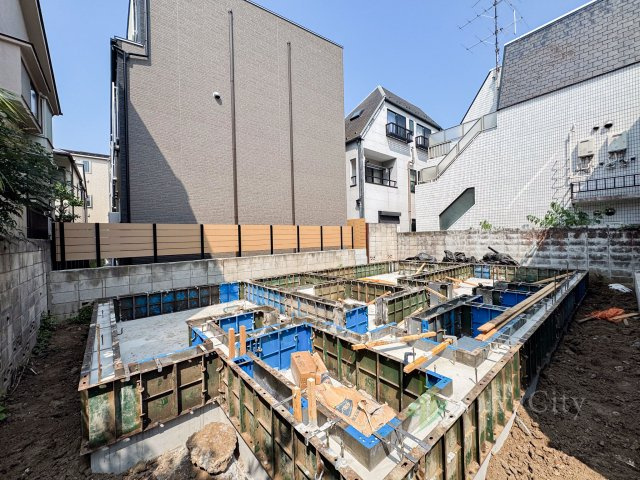 大田区上池台3丁目の外観|現地に立つと、陽当たりや開放感の良さをご体感いただけます。ぜひご見学ください。