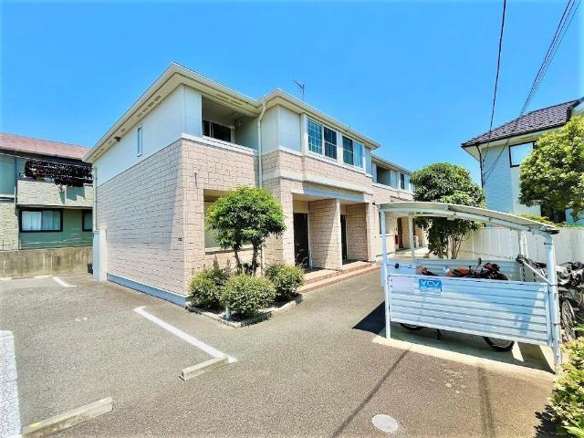 横浜市泉区下和泉５丁目のアパートのエントランス