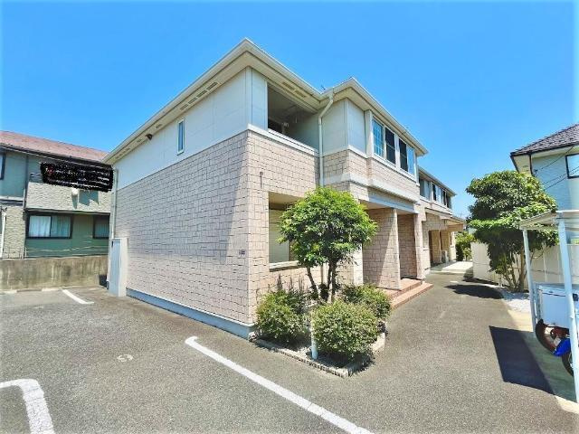 横浜市泉区下和泉５丁目のアパートの外観