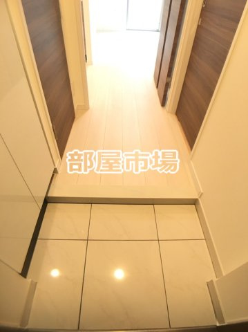 アイルイムーブル浅草の玄関